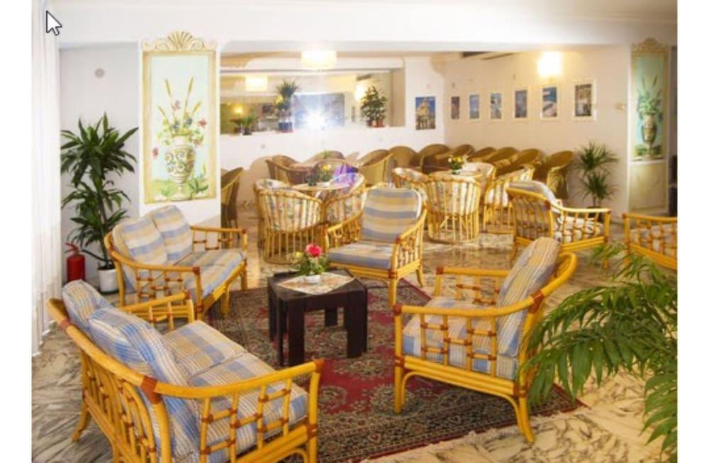 Villa Athena Giardini Naxos Esterno foto