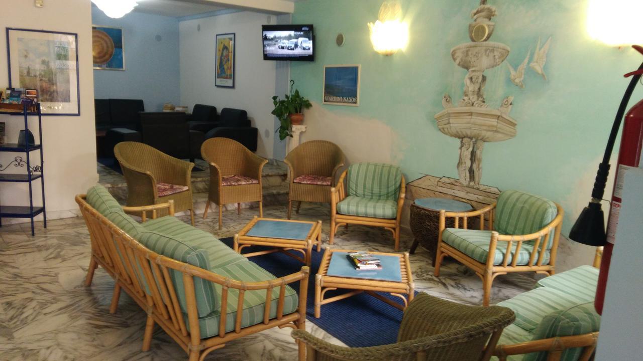 Villa Athena Giardini Naxos Esterno foto