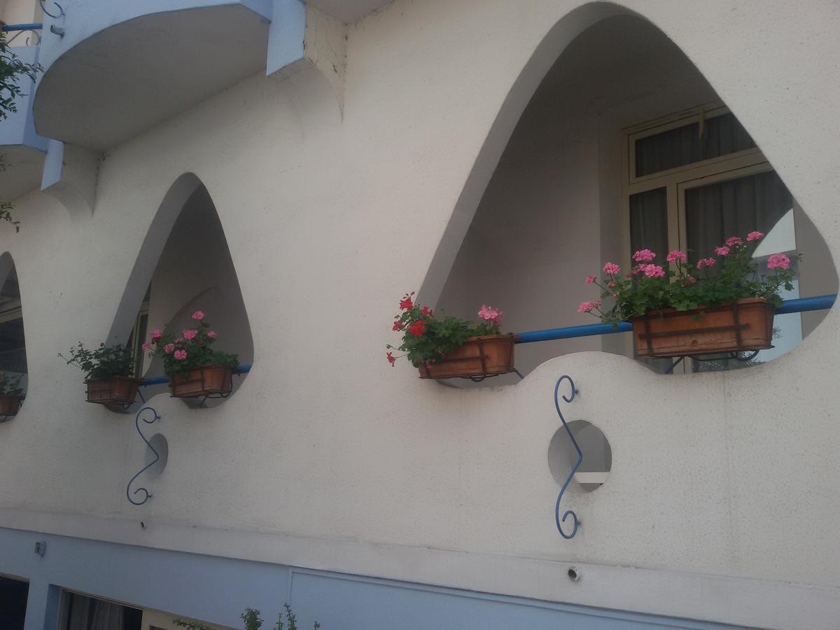 Villa Athena Giardini Naxos Esterno foto